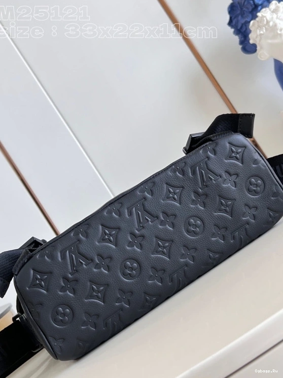 Messenger PM-33*22.5*11CM LOUIS VUITTON Voyager 0124